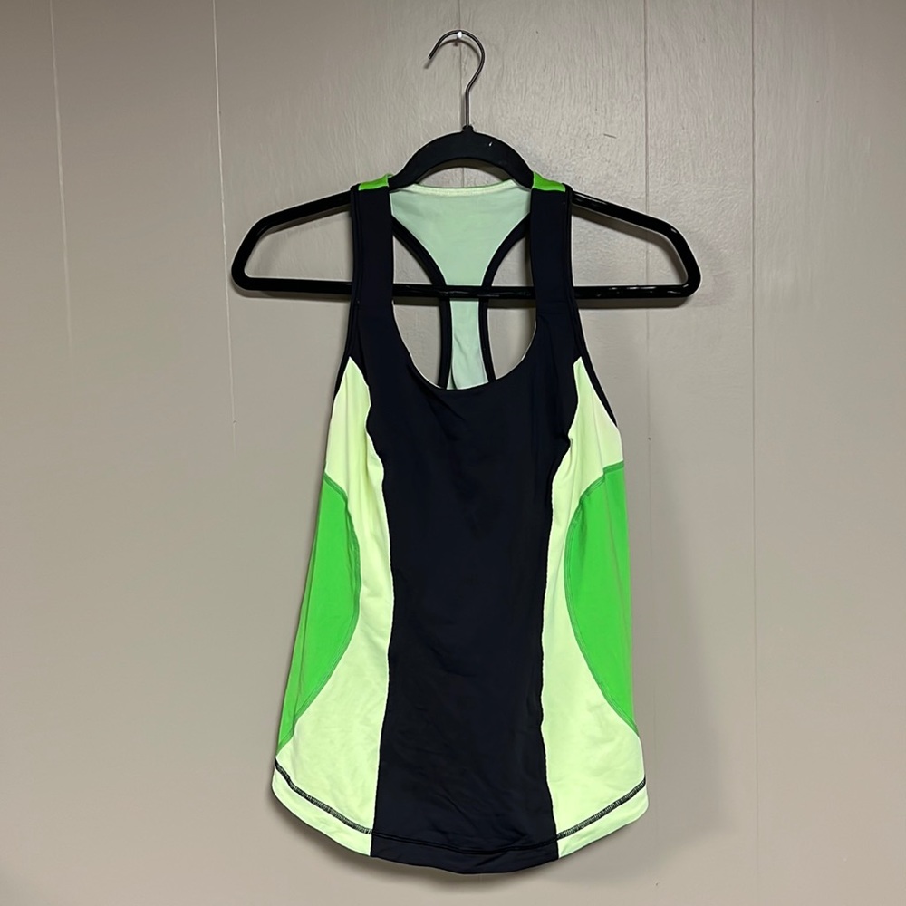 Lululemon green and black cardio kick tank top size 12